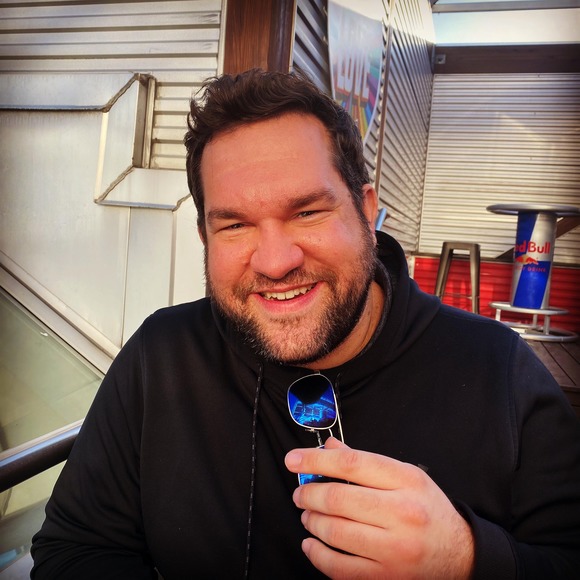 Meet your Posher, Steven - Picture 1 of 1